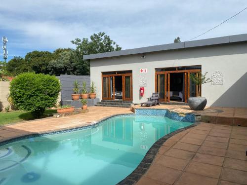 Waterkloof Glen House | Waterkloof Glen Guest House