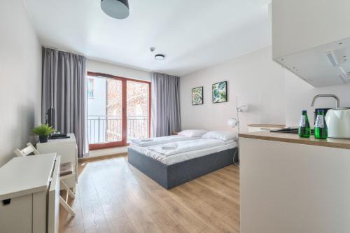 Old Town Apartment | Waterlane Island Deluxe 5B by Grand Apartments
