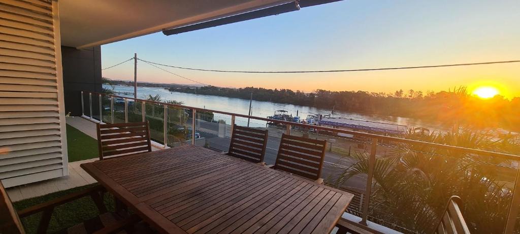 Forster Apartment | Waterline 202
