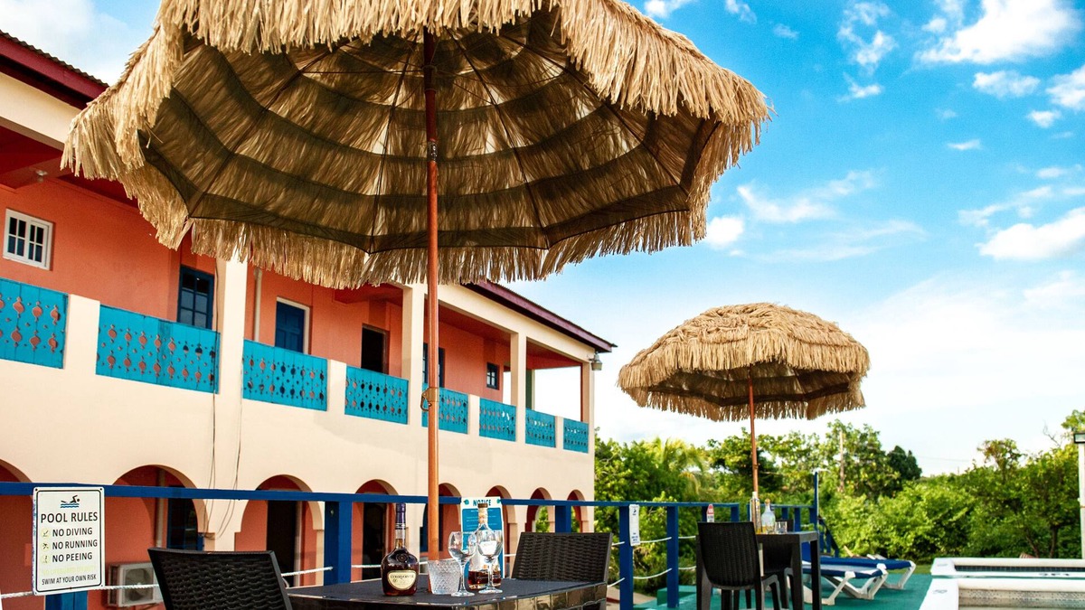 Black River Hotel | Waterloo Guest House