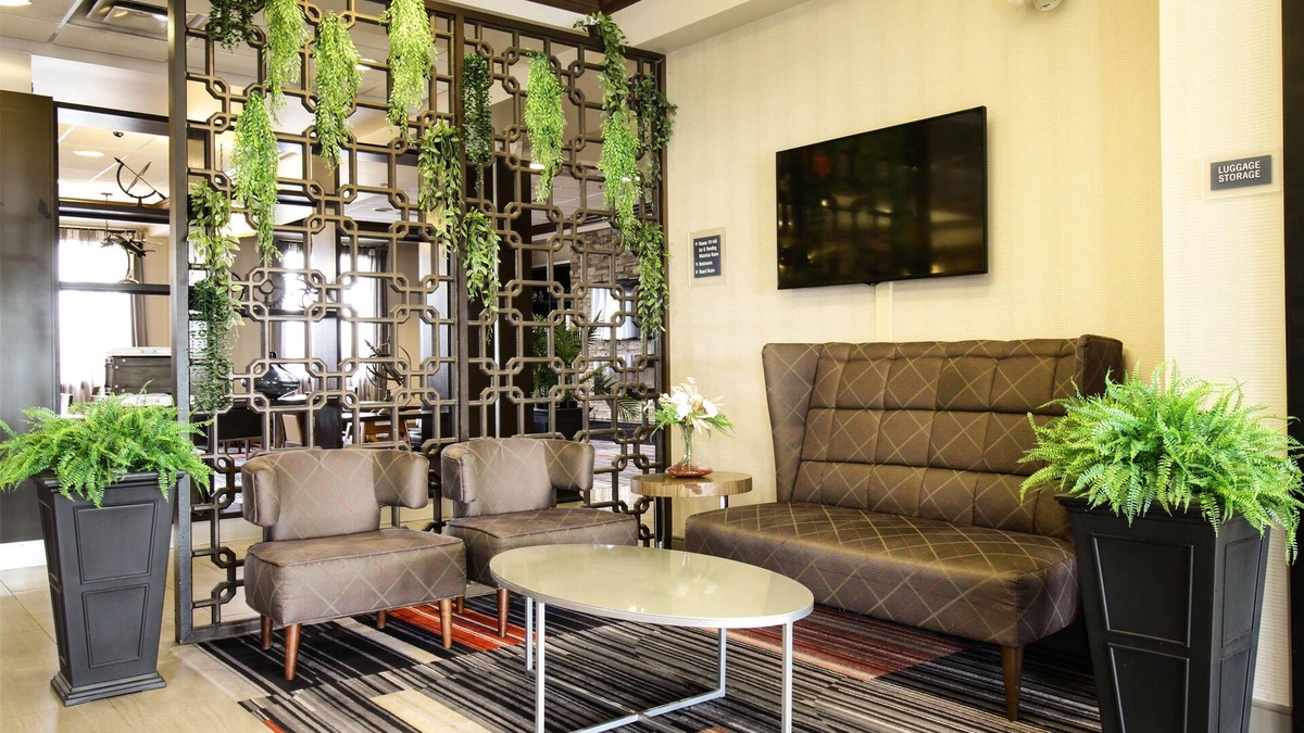 Waterloo Hotel | Waterloo Suites Hotel, Trademark Collection by Wyndham