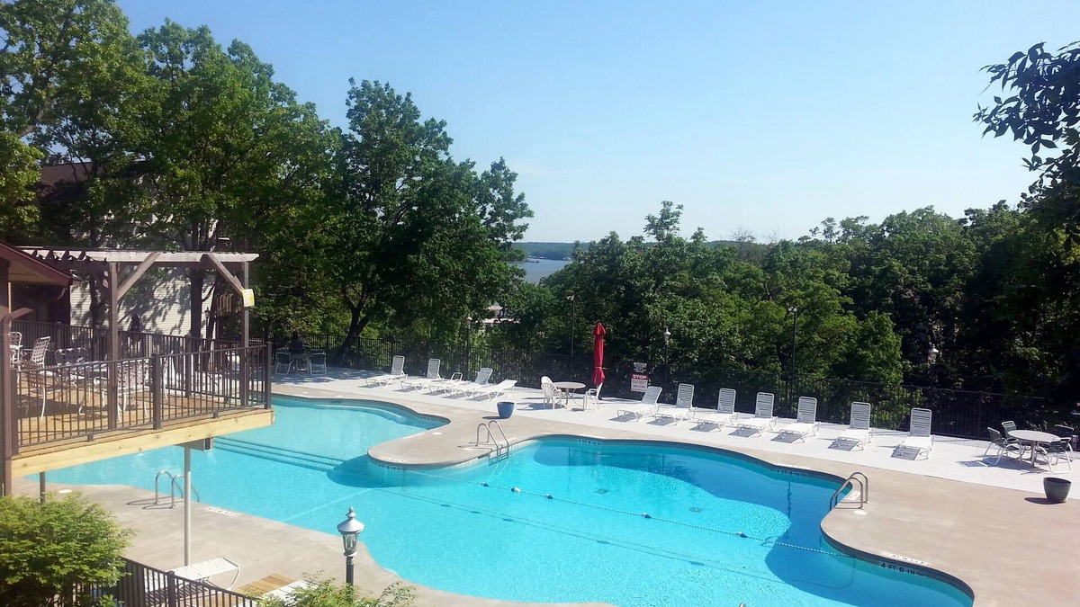 Village of Four Seasons Condo | Waters Edge Condo 2B/2B GREAT location by land/water! Discounts on 7 + nights