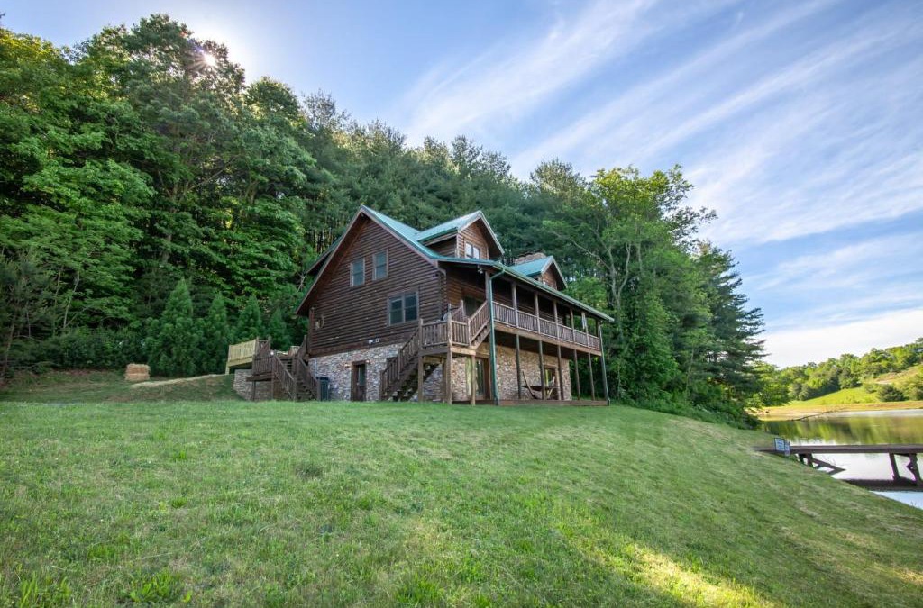Jefferson House | Waters Edge Retreat