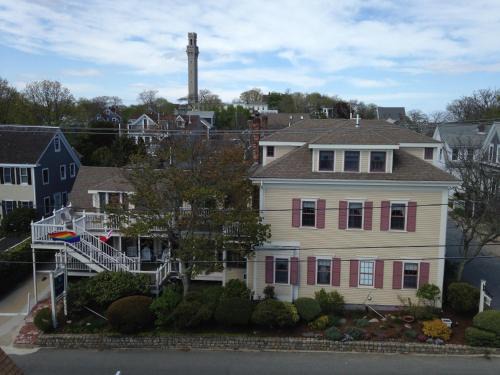 Provincetown House | Watership Inn