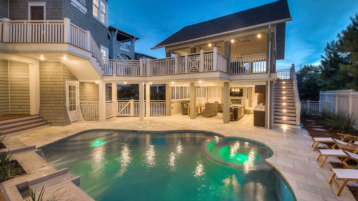 WaterSound Beach House | Watersound Beach. Gated, Exclusive use of pool, outdoor kitchen, dining, living