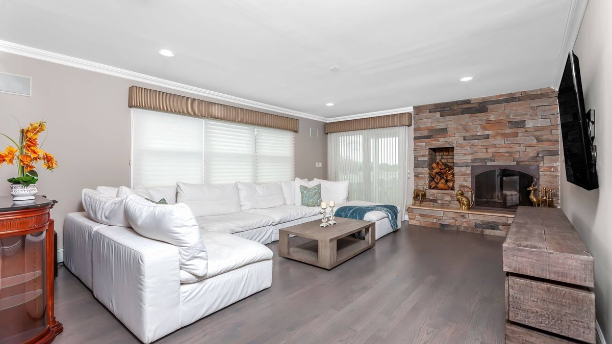 Lido Beach House | Waterview beach House with Private Beach