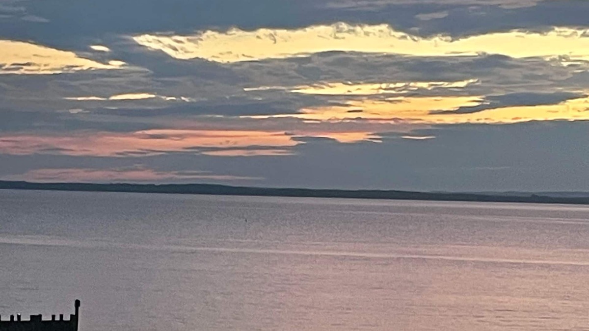 Earlville Cottage | Waterview Cottage with Amazing Sunsets overlooking The Chesapeake Baynnnnnnnn