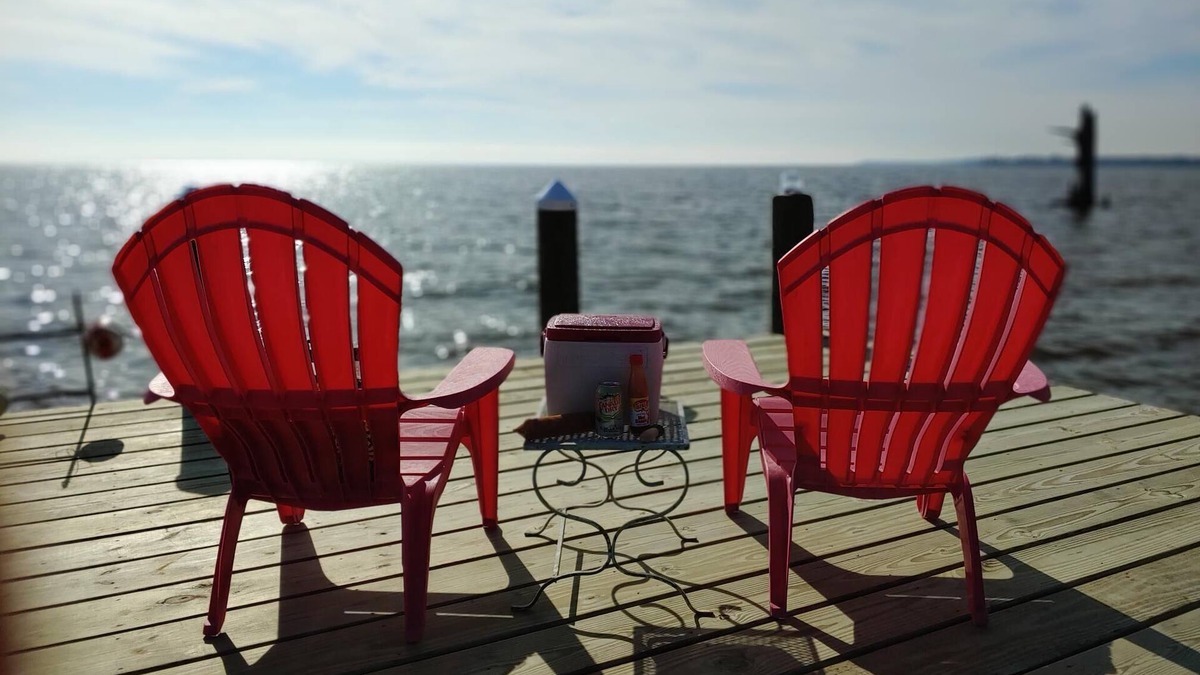 Hertford House | WaterWinds! Waterfront Private house w/dock, Pet friendly
