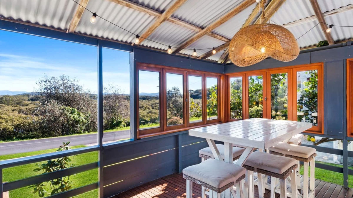 Moruya Heads House | Wattlebird Cottage a gorgeous cottage near the ocean