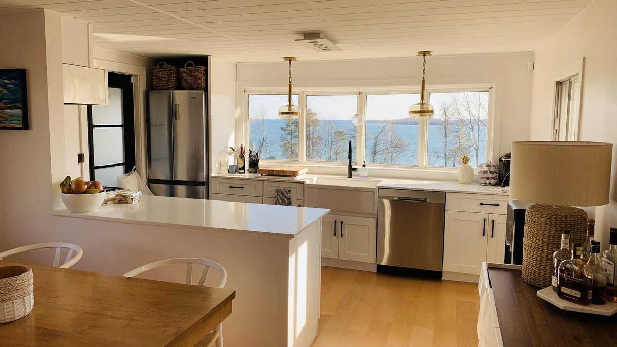 Waupoos House | Waupoos Beach House
