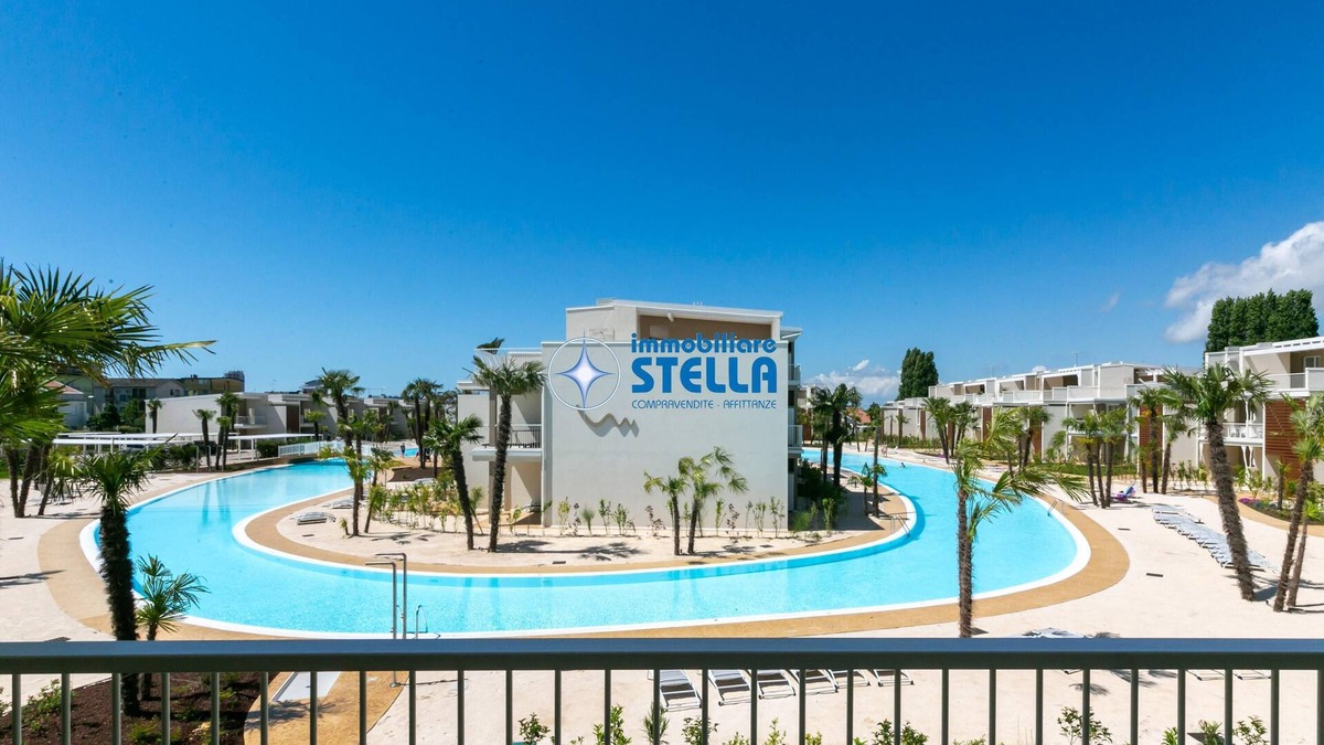 Jesolo Apartment | *Wave Island Resort* [ pool & free park ]
