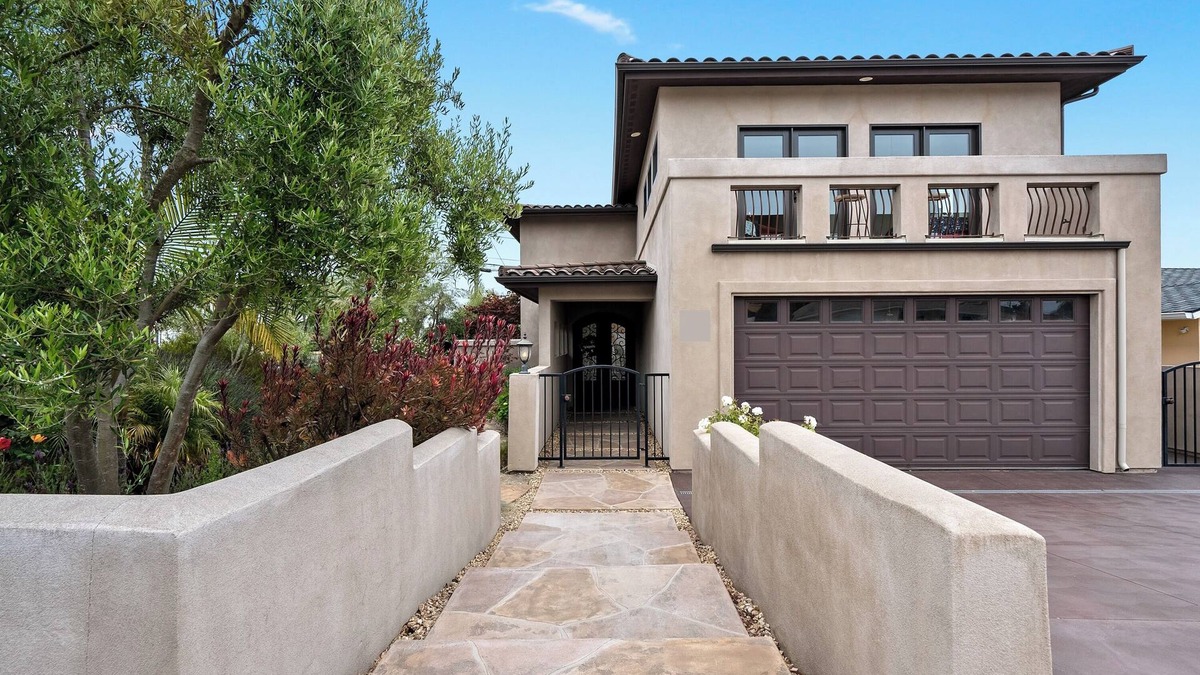 Grover Beach House | Wave Watcher 4-bedroom house in Grover Beach