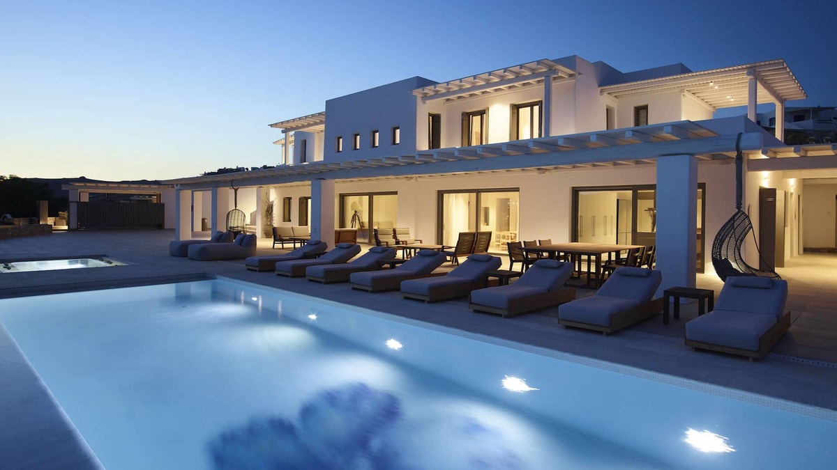 Xilokeratidi House | Wave17 Spacious,Luxurious,Contemporary, swimming pools,Gym,Spa,Sea View.