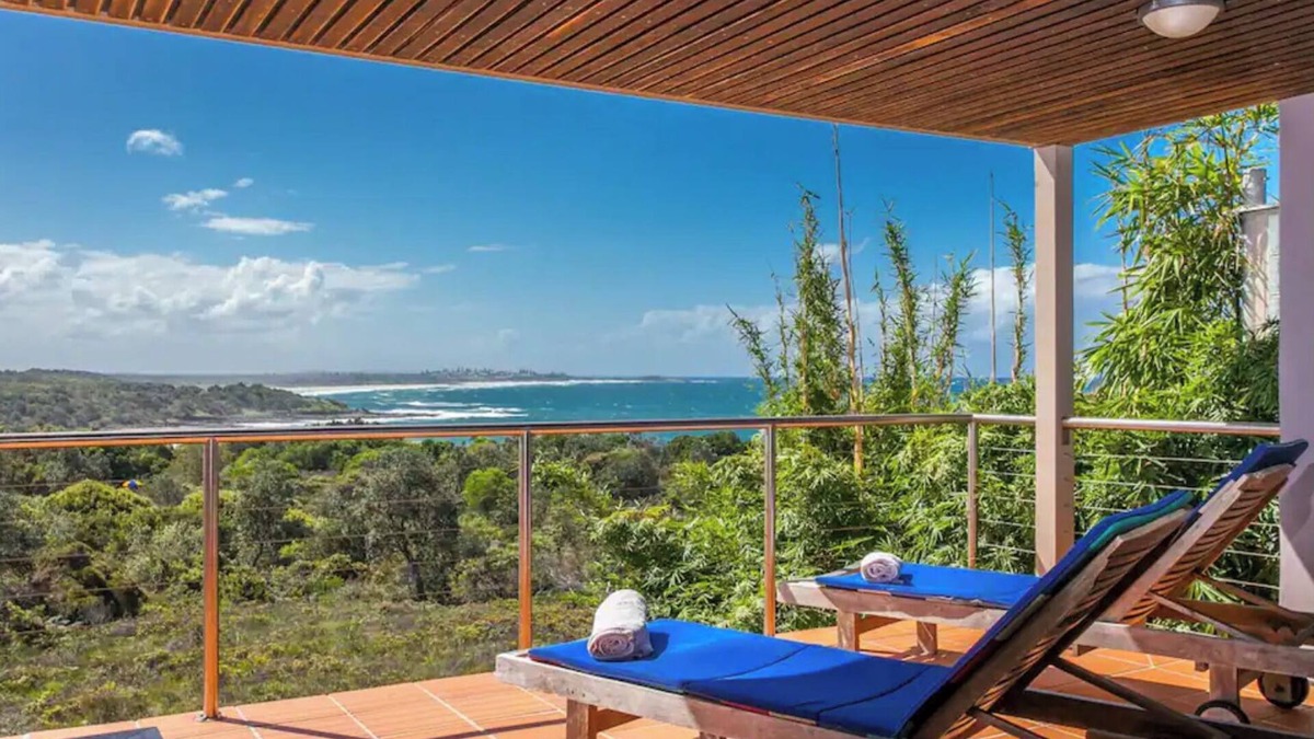 Angourie Apartment | Wavers Rest Angourie. Views over ocean and national park, Wifi +