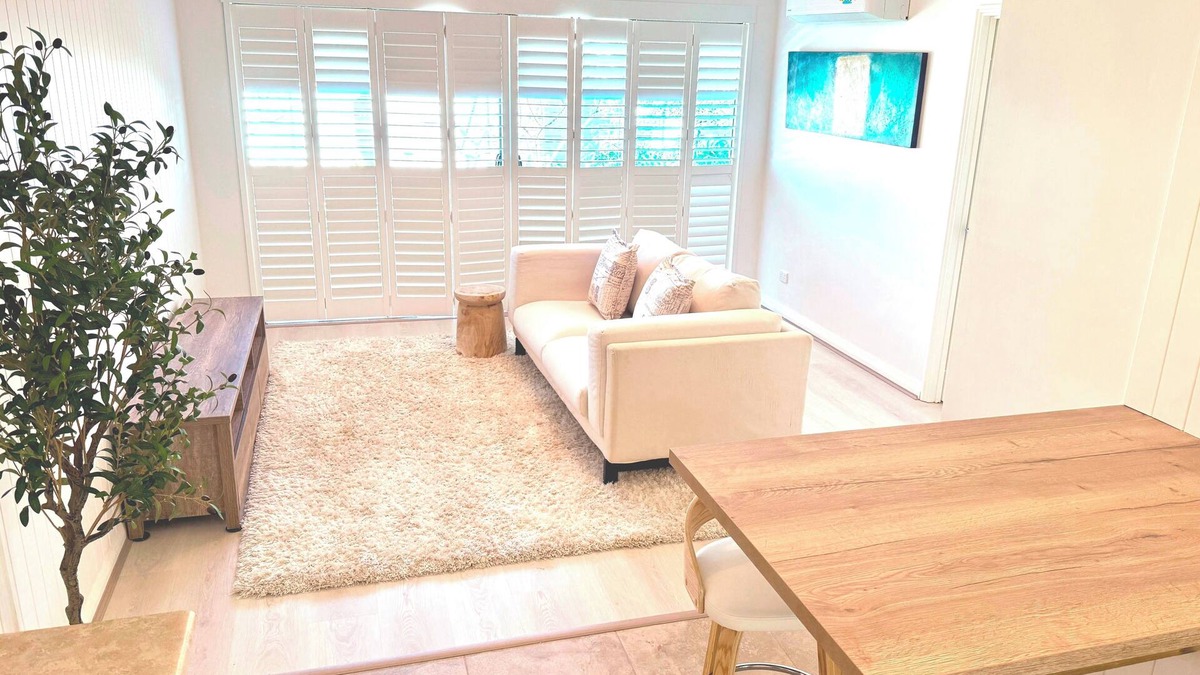 Burns Beach Apartment | Waves - couples retreat by the beach