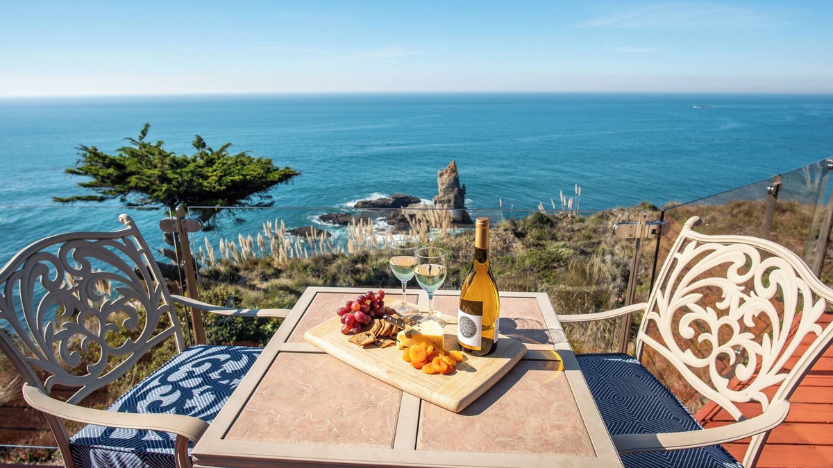 Gualala House | Waves End, by Vinifera Homes