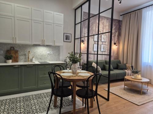 Stradom Apartment | Wawel Square Residence