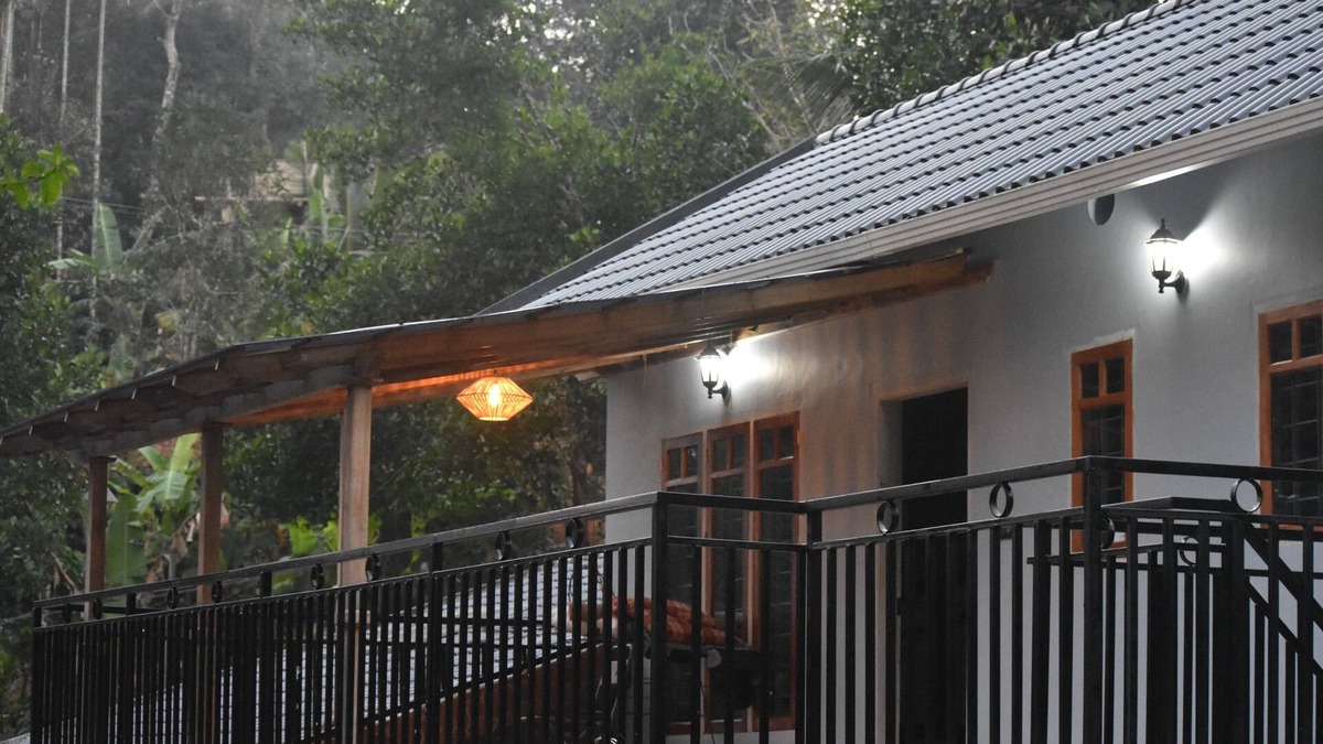 Mananthavady House | Wayanad Homestay in a serene location entire first floor of a Villa with privacy