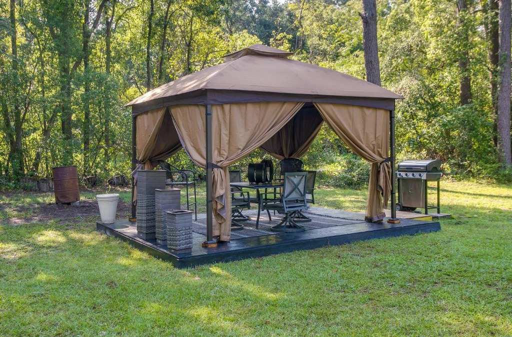 Waycross House | Waycross Vacation Rental with Private Backyard!