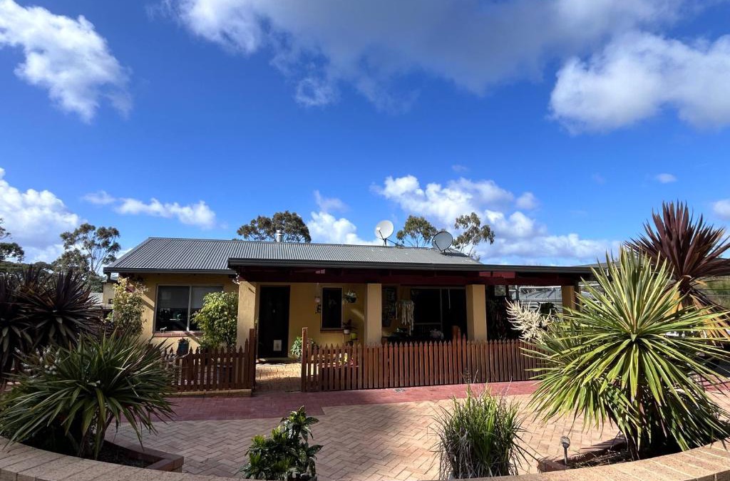 William Bay House | Wayllinga Cottage