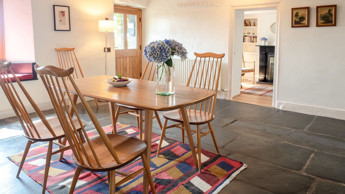 Whitbeck Cottage | Wayside Cottage - with Mountain View