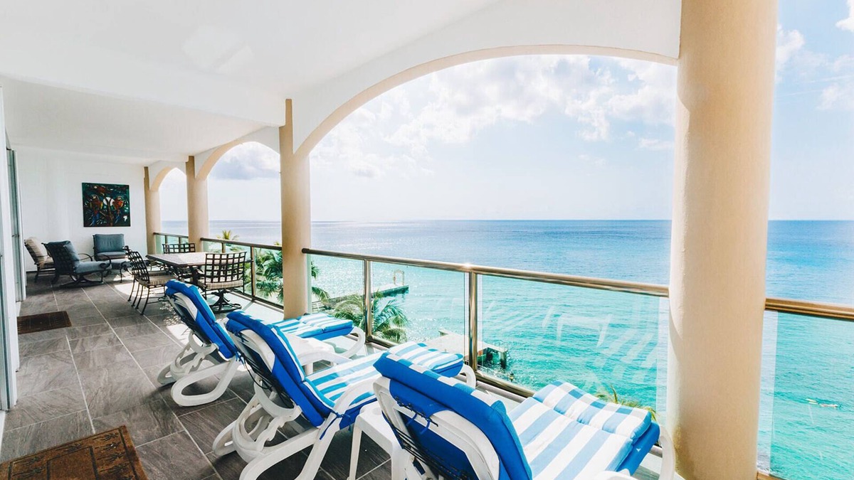 Colonia Andres Apartment | 🏝️We've Gone Coastal Cozumel Condo, El Cantil 4 Bd/4Bth