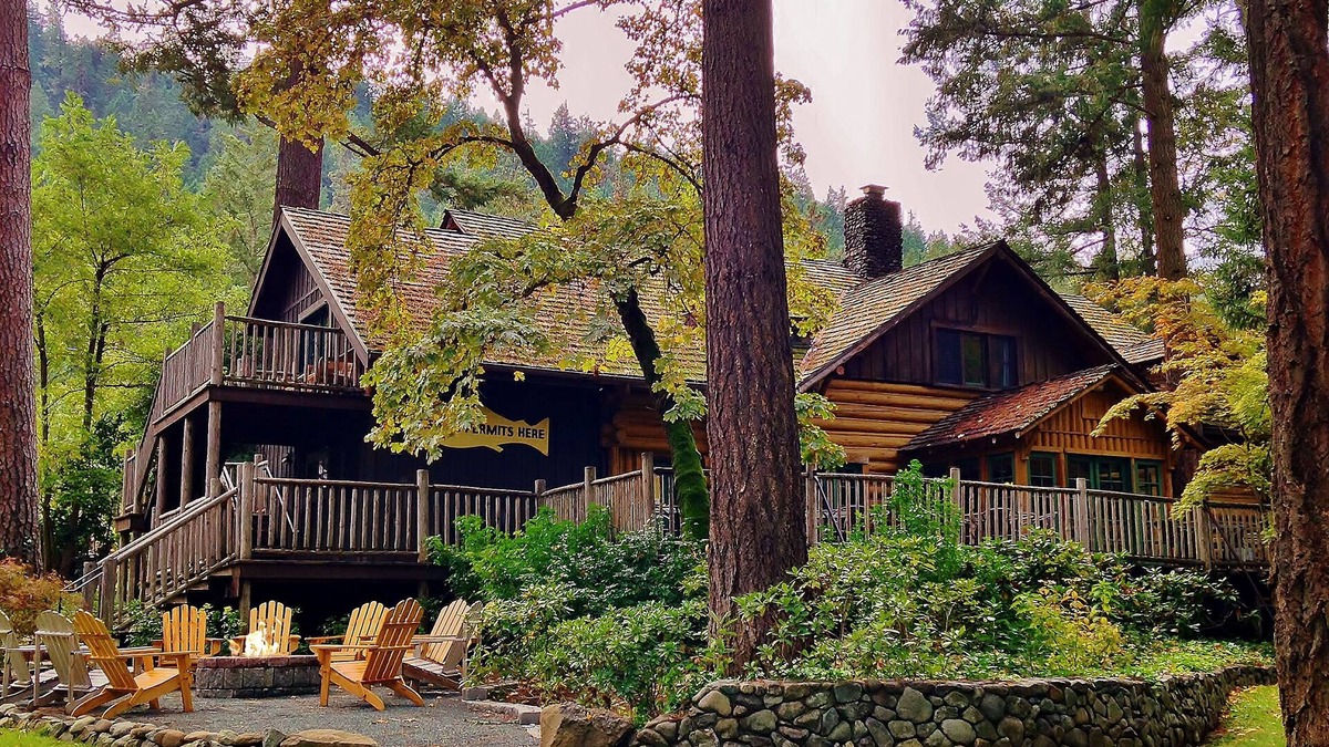 Grants Pass Cabin | Weasku Inn