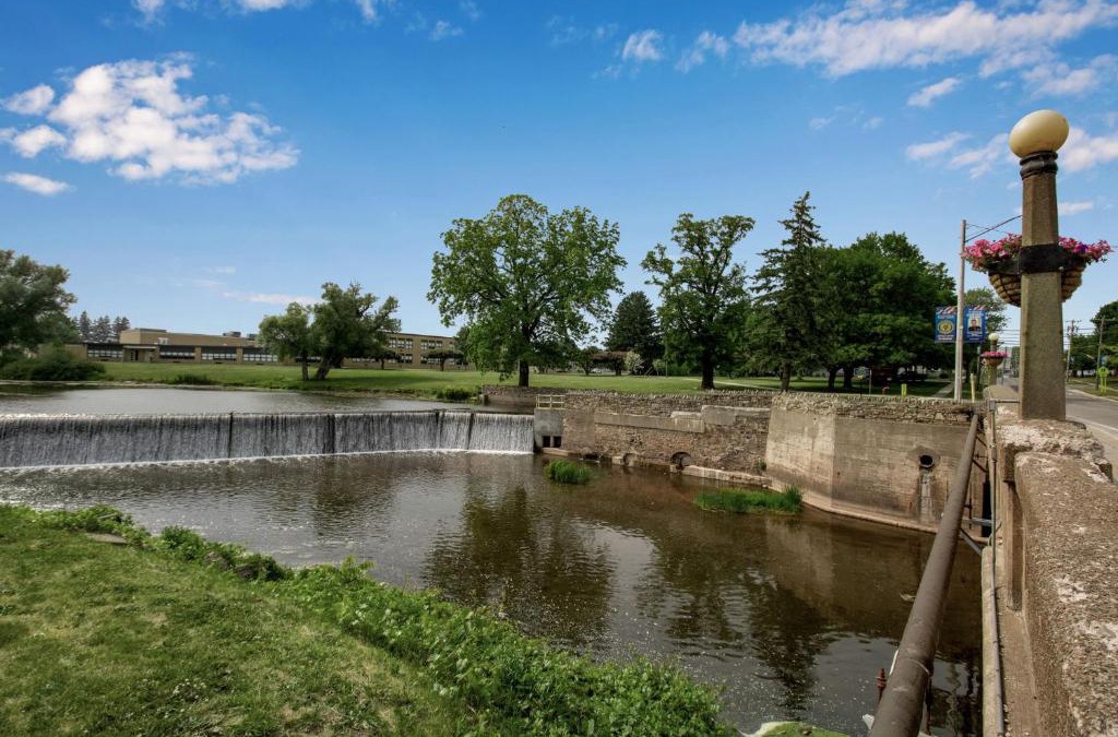 Lyndonville Hotel | Webber Hotel