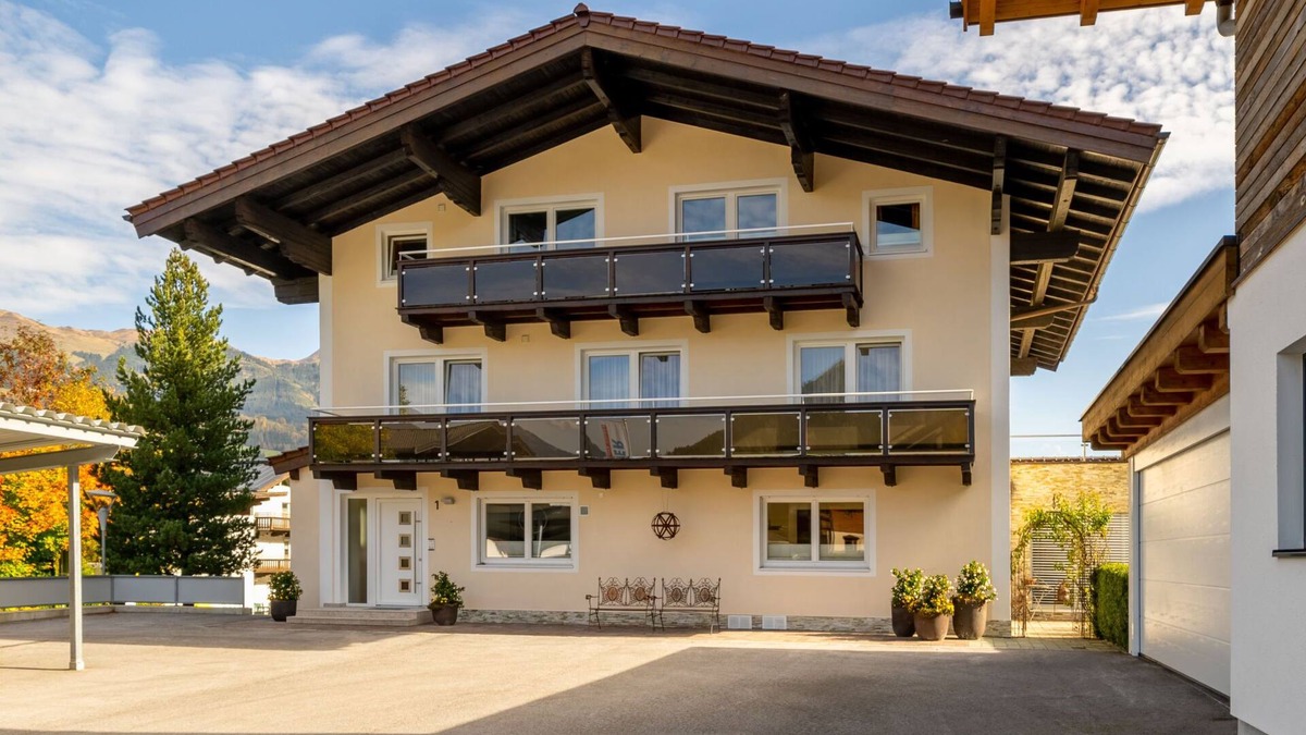 Hollersbach im Pinzgau Apartment | Weberbauer by Interhome