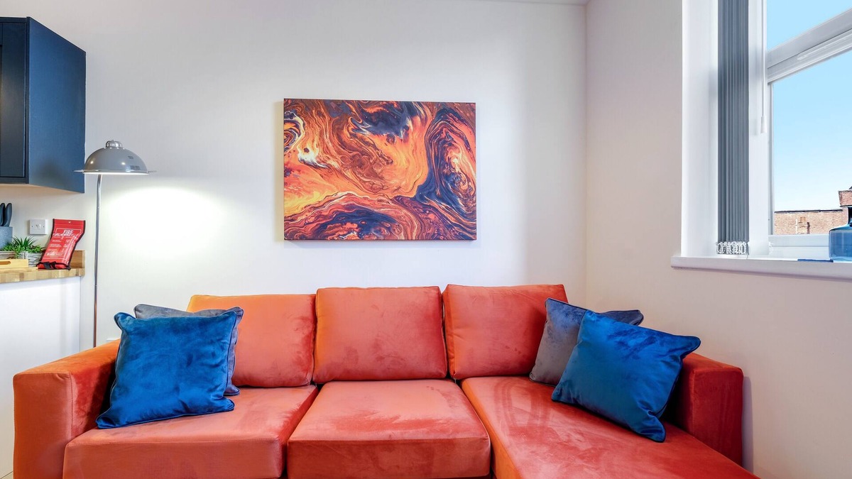 Wednesbury Apartment | Wednesbury, 1 Bedroom Apartment 203 with Parking