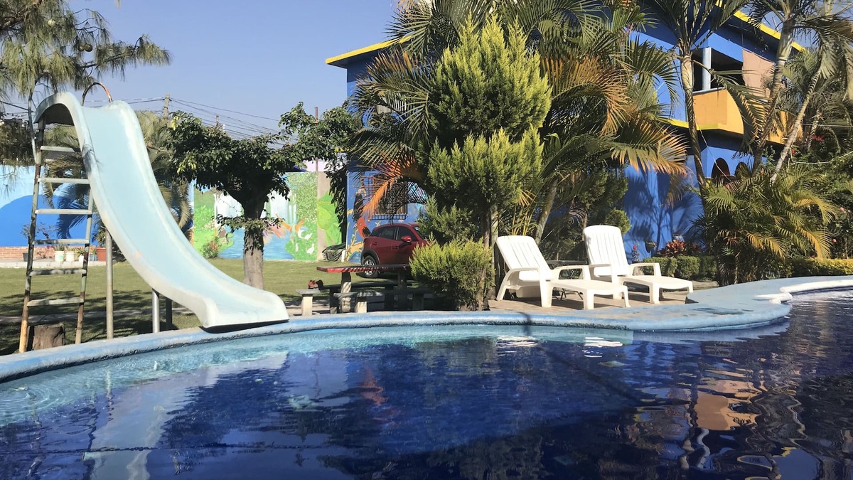 Jiutepec House | Weekend house for 30 people in Cuernavaca