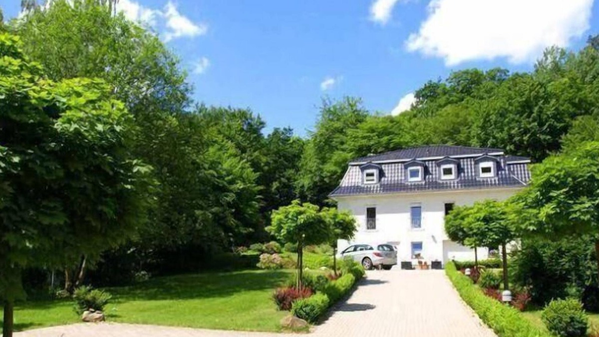 Bad Suderode Apartment | Weißes Haus am Kurpark, Fewo Gartenblick
