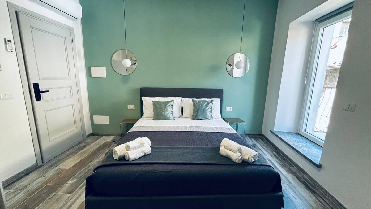 Vitorchiano Bed & Breakfast | WelcHome Vitorchiano double room with balcony