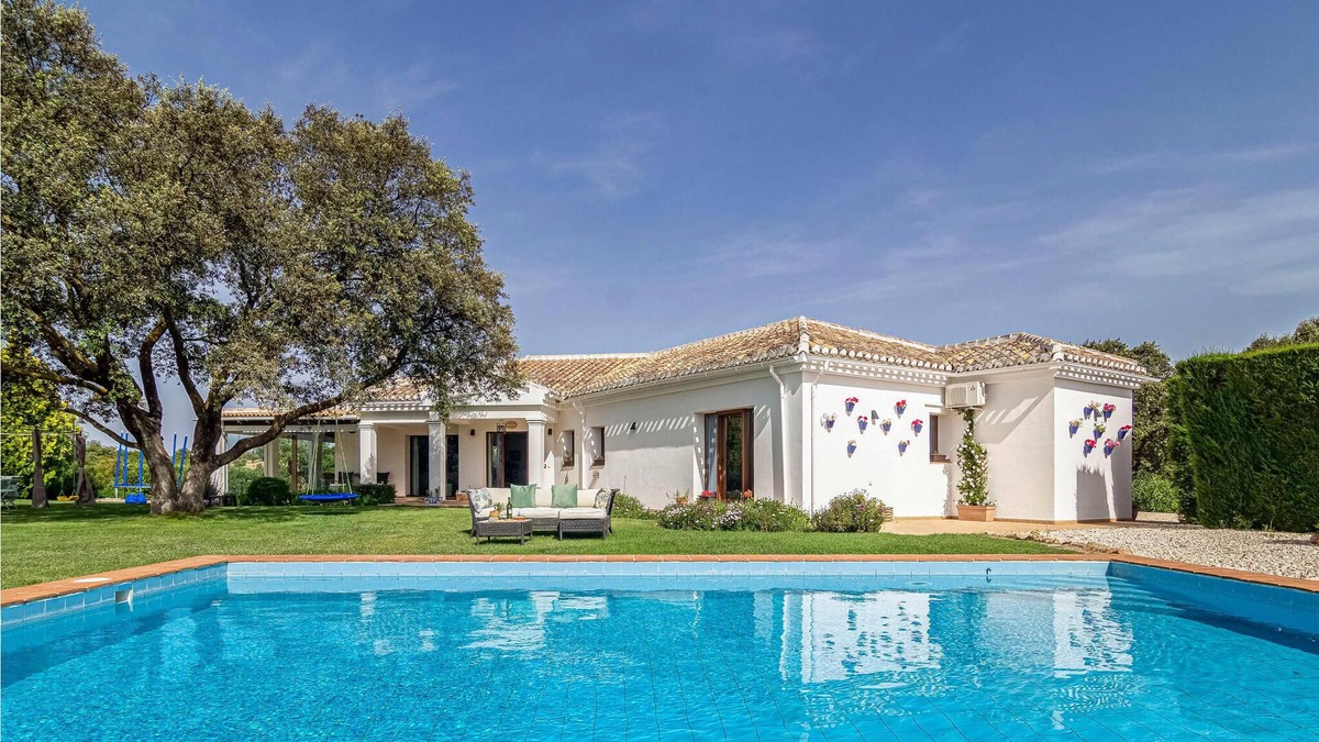 Villanueva del Rosario House | Welcome to vacation in this attractive vacation home with pool and impressive panoramic mountain vie