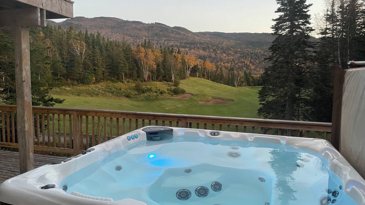 Humber Valley Ski Chalet | Welcome to Humber House: Luxury Golf Course Retreat