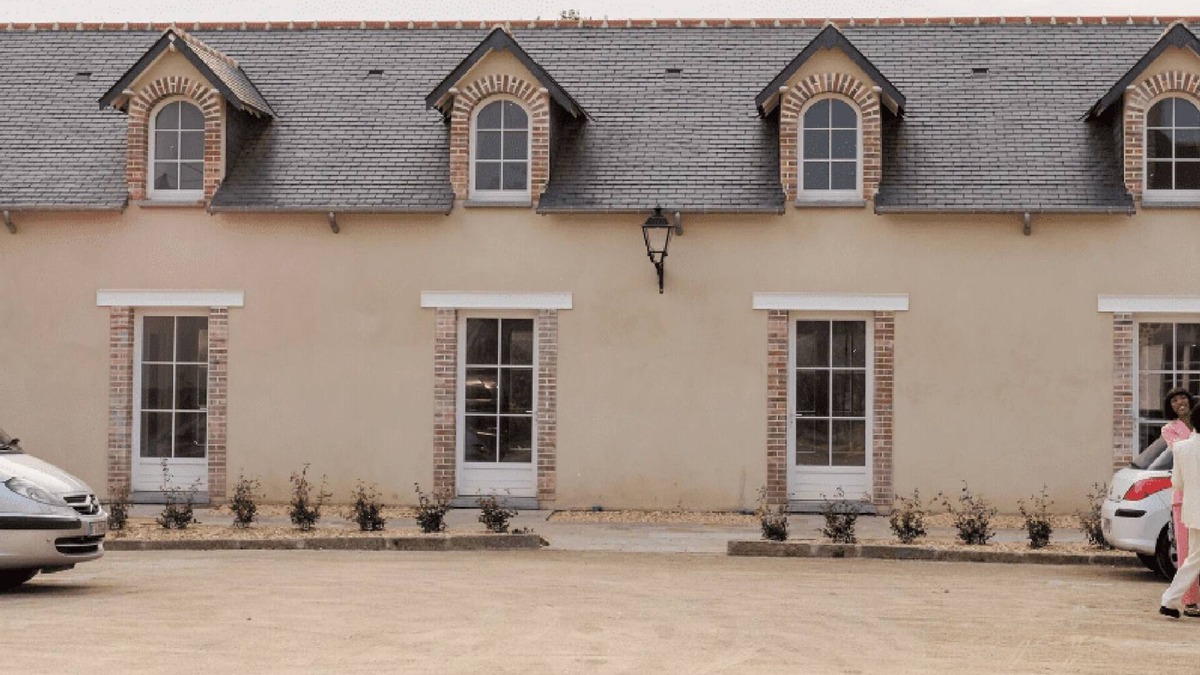 Becherel Hotel | Welcome to Arsene Gardens