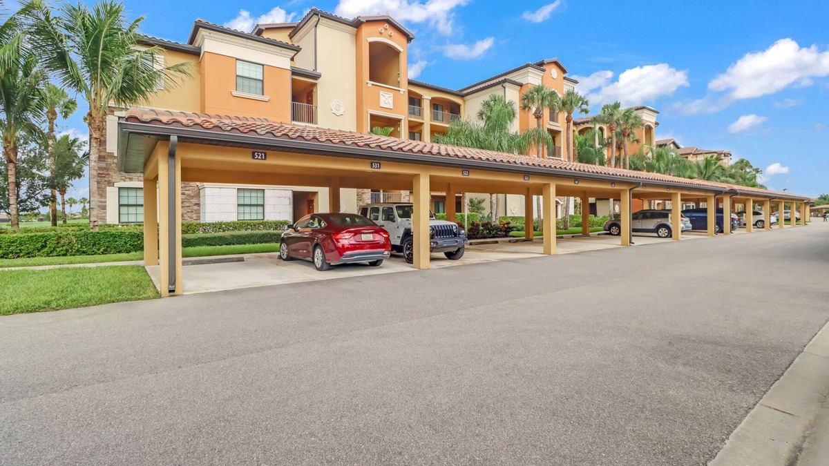 Naples Condo | Welcome to Bonita National House!