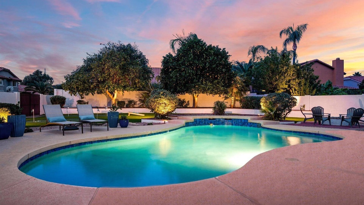 Paradise Park Vista House | Welcome to Cactus Relactus! A Desert Paradise!Golf, Spring Training, Heated pool