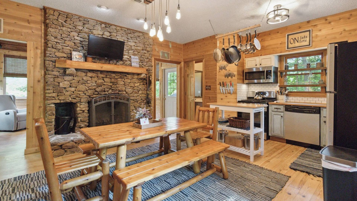 Sloans Valley Cabin | Welcome to Charming Get-A-Way – Your Ultimate Escape!nn