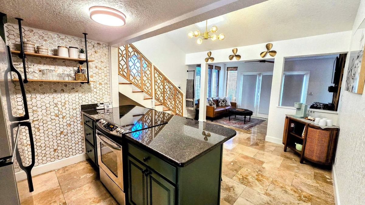 Royal Condo | Welcome to Clearwater Vista Lake Hamilton Condo!