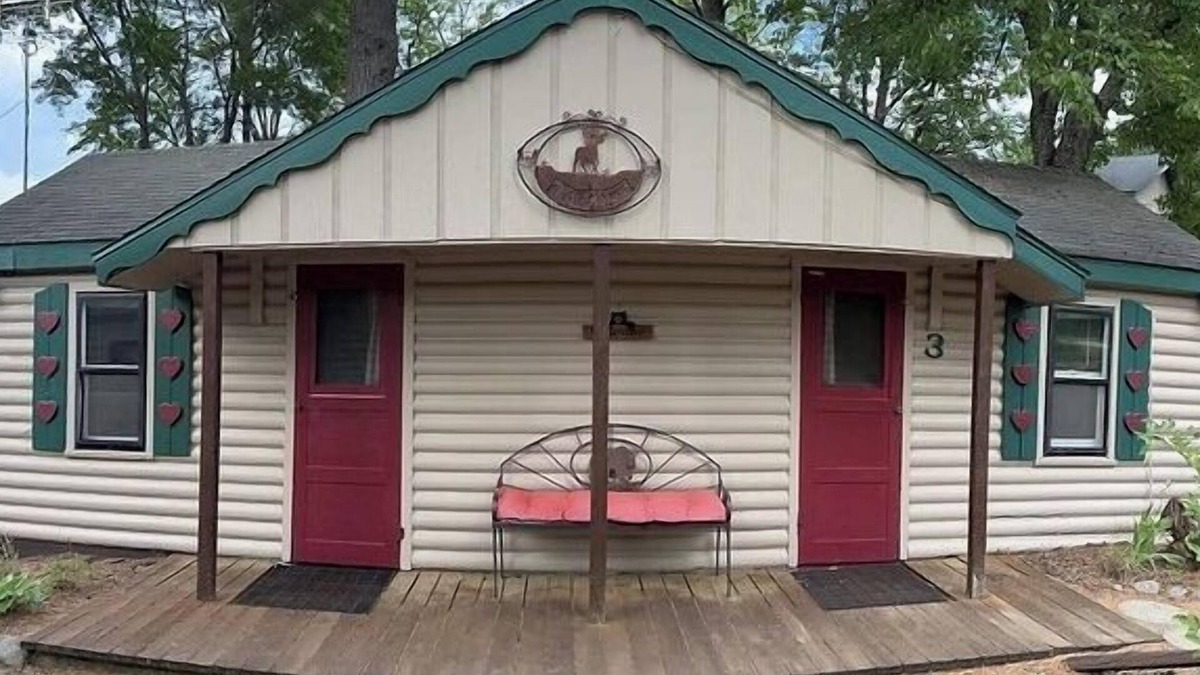 Gaylord Cabin | Welcome to Cottage 3 at Heart Lake Resort!
