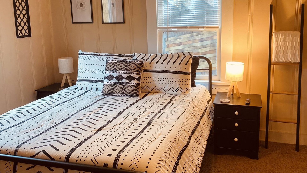 Chester House | Welcome to Cozy BoHo Cottage!