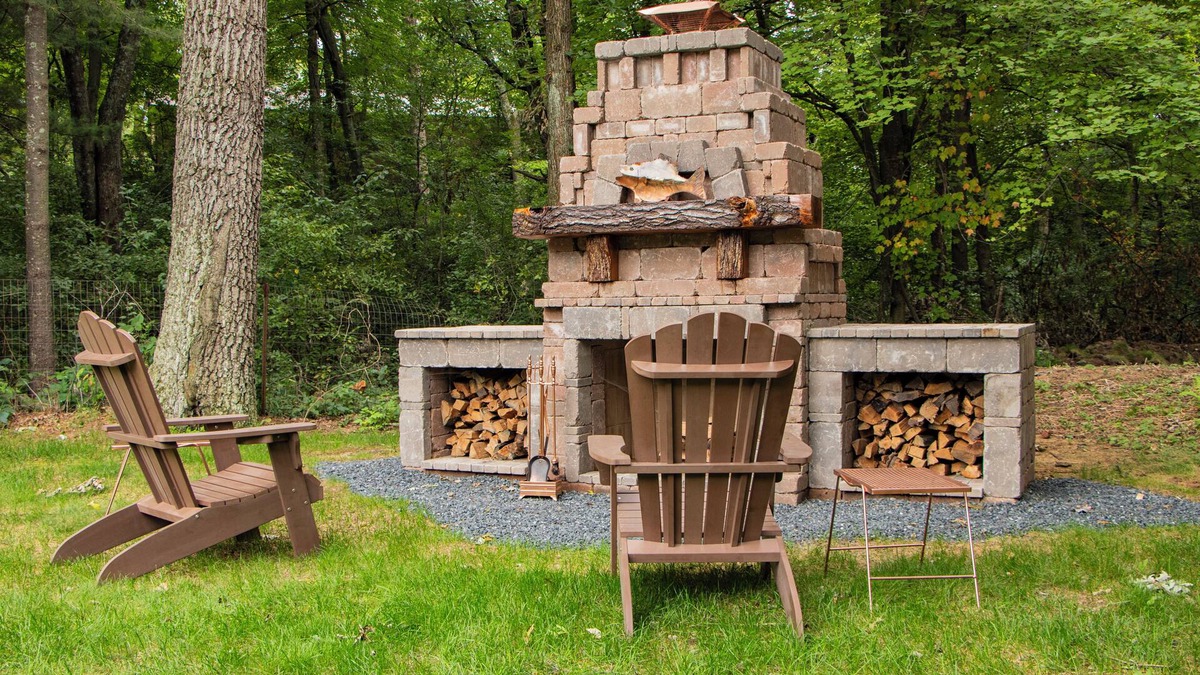 Augusta House | Welcome to Dells Escape: A Historic Getaway on Dells Mill Pond