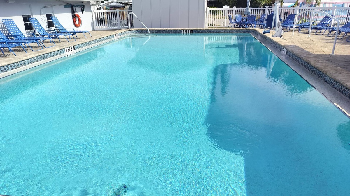 Jacarandas House | Welcome to Journey's End vacation cottage in Lee County, Florida