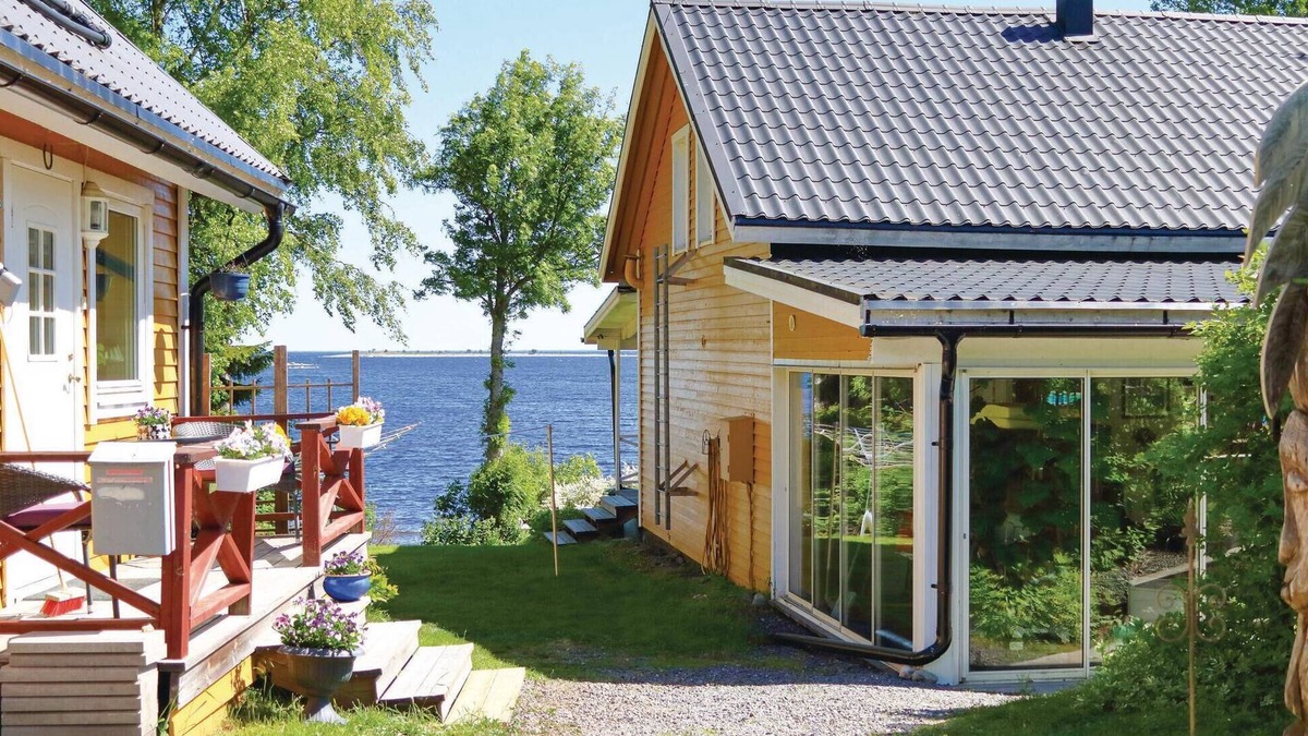 Holmsund Apartment | Welcome to Karlsborg outside Umeå.