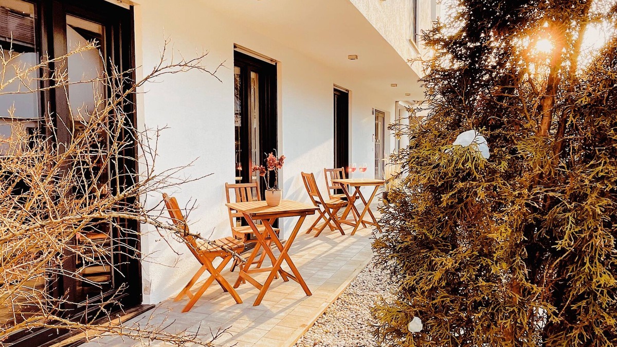 Feldafing Apartment | Welcome to Lake Starnberg!