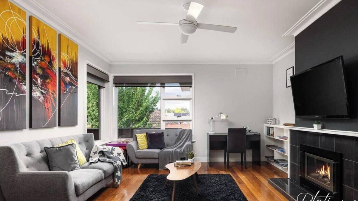 Lake Wendouree Apartment | Welcome to Luxury on Webster, your ideal home away from home, now featuring a dedicated workspace.