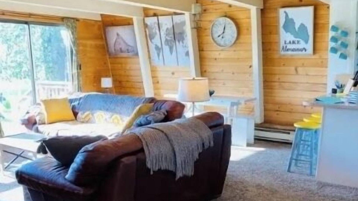 Chester Cabin | Welcome to Melissa’s Mountain Meadow!