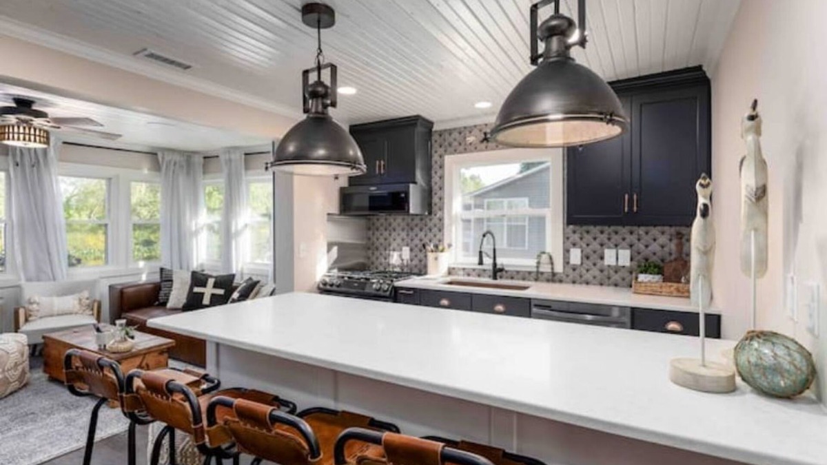 Lakeview House | Welcome to No Egrets - Waterfront on Indian Lake