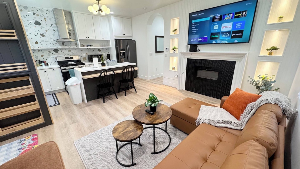 Southwest Anaheim Condo | Welcome to Our Beautiful Guesthouse Minutes to Disney